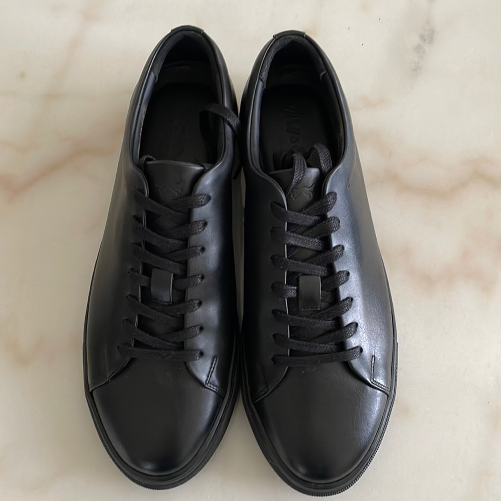 New Fashion Black sneakers